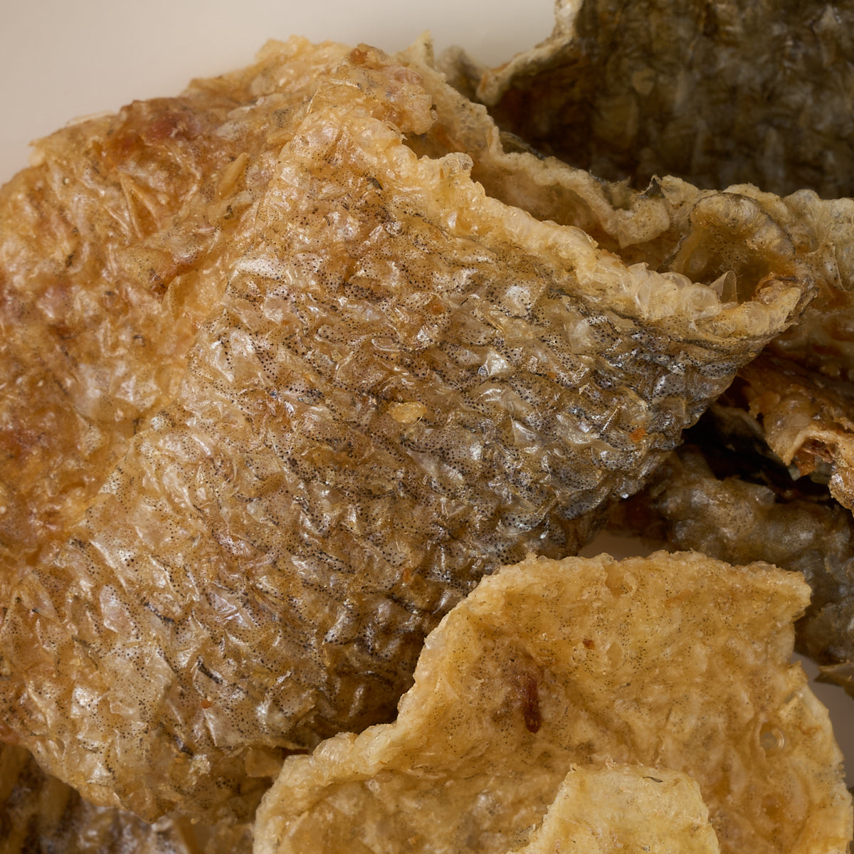 Edoya “Shakekawa Chips” Salmon Skin